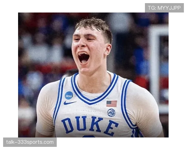 库珀·弗拉格突破创造空间效率提升明显拉开防守差距