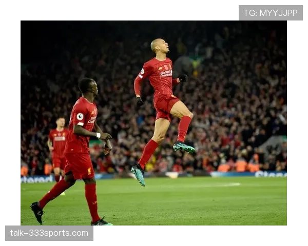 卡隆·巴特勒无球跑动制造空位，拉开空间提升球队进攻效率